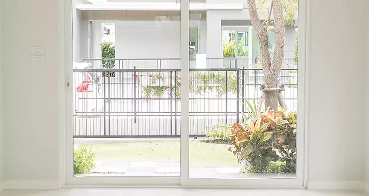 Balcony Screen Door Repair in The Crossings, FL