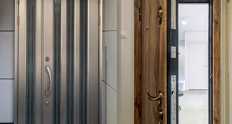 Burglar Proof Front Door Repair in The Crossings, FL