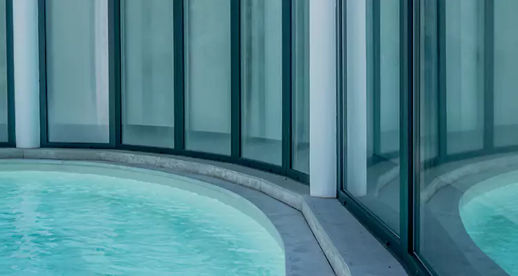 Repair Polyester Screen for Pool Enclosure in The Crossings, FL