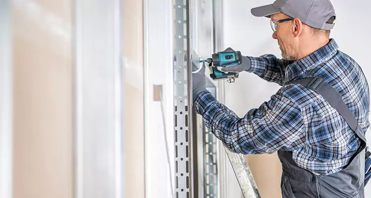Sliding Door Latch Hardware Repair in The Crossings, FL