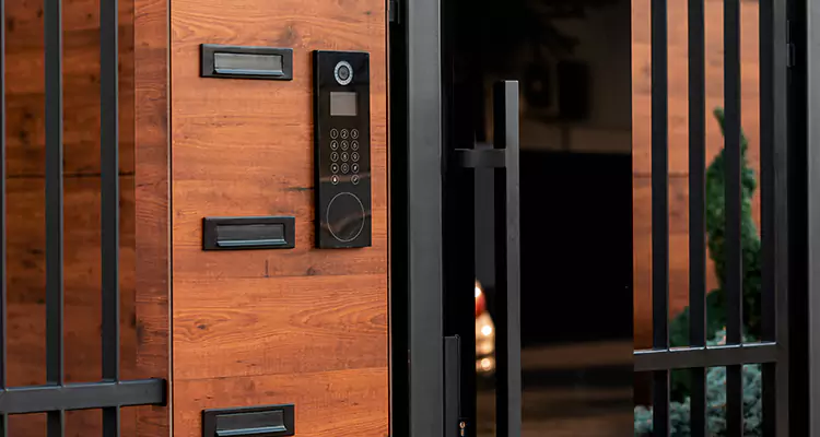 Automatic Door Maintenance in The Crossings, FL