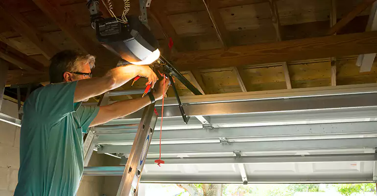Chamberlain Garage Door Repair in The Crossings, FL