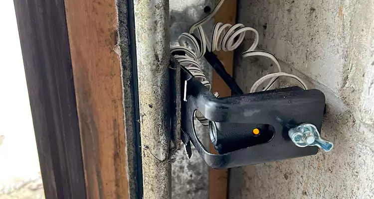 Fix Broken Garage Door Sensor in The Crossings, FL