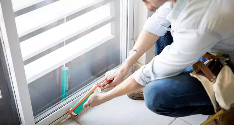 Dap Window Caulk Repair in The Crossings, FL